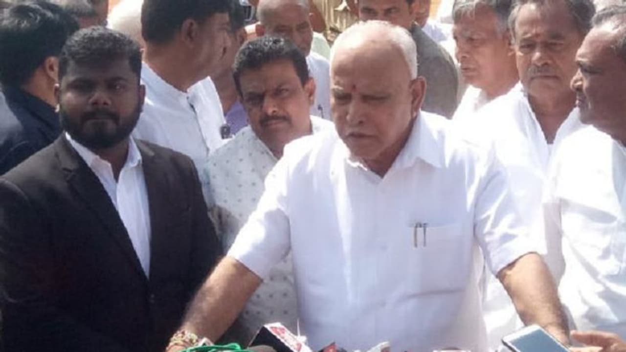 ಉಡಾನ್ : ಸಿಎಂ ಬಳಿ 500 ಎಕರೆ ಭೂಮಿಗಾಗಿ ಬಿಜೆಪಿ ಸಂಸದ ಮನವಿ ಉಡಾನ್ : ಸಿಎಂ ಬಳಿ 500 ಎಕರೆ ಭೂಮಿಗಾಗಿ ಬಿಜೆಪಿ ಸಂಸದ ಮನವಿ