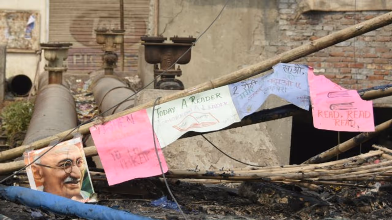 ജീവിതത്തില് ഏറ്റവും ഭയപ്പെട്ട ദിവസമായിരുന്നു അത്; ദില്ലിയിലെ മാധ്യമപ്രവര്ത്തകയുടെ അനുഭവക്കുറിപ്പ് ജീവിതത്തില് ഏറ്റവും ഭയപ്പെട്ട ദിവസമായിരുന്നു അത്; ദില്ലിയിലെ മാധ്യമപ്രവര്ത്തകയുടെ അനുഭവക്കുറിപ്പ്