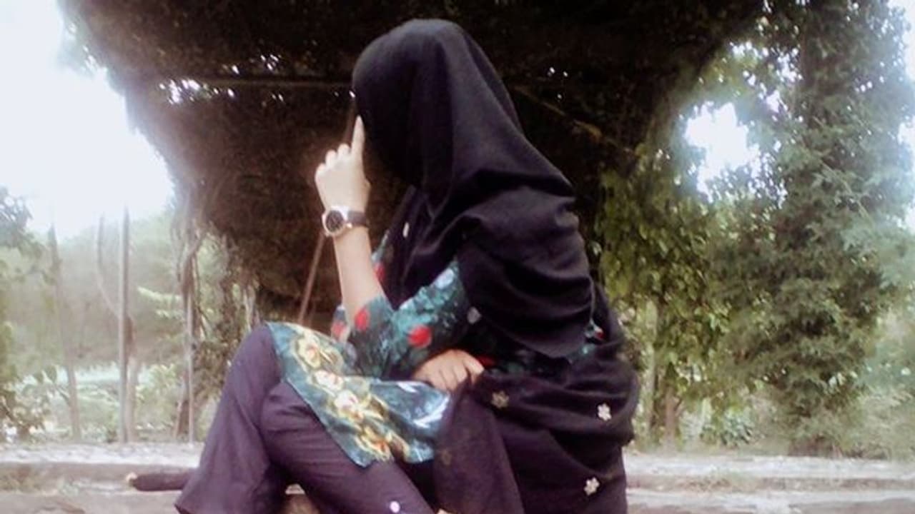 ఉద్యోగం ఆశచూపి అత్యాచారం...దోషికి జీవిత ఖైదు ఉద్యోగం ఆశచూపి అత్యాచారం...దోషికి జీవిత ఖైదు