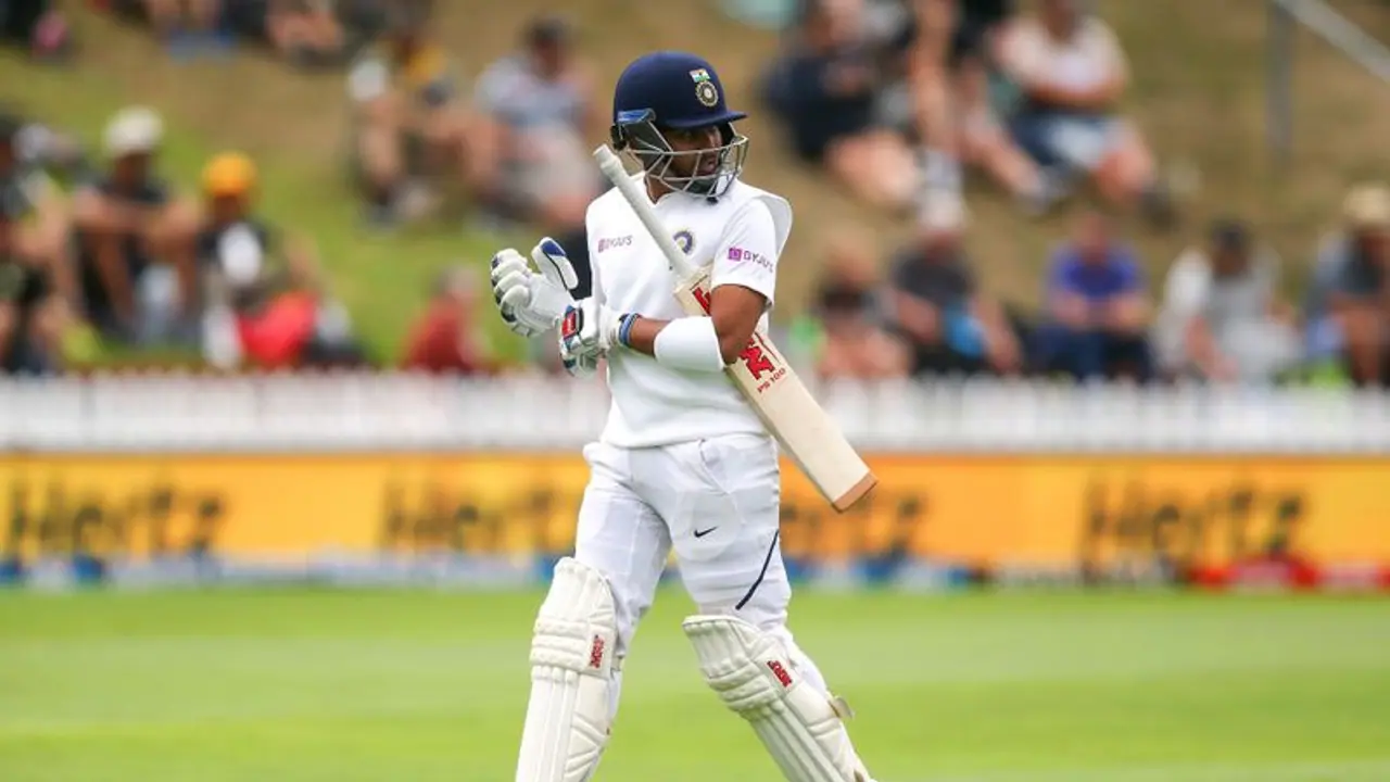 రెండో టెస్టు: మరోసారి చేతులెత్తేసిన భారత్, వికెట్ నష్టపోకుండా కివీస్ రెండో టెస్టు: మరోసారి చేతులెత్తేసిన భారత్, వికెట్ నష్టపోకుండా కివీస్