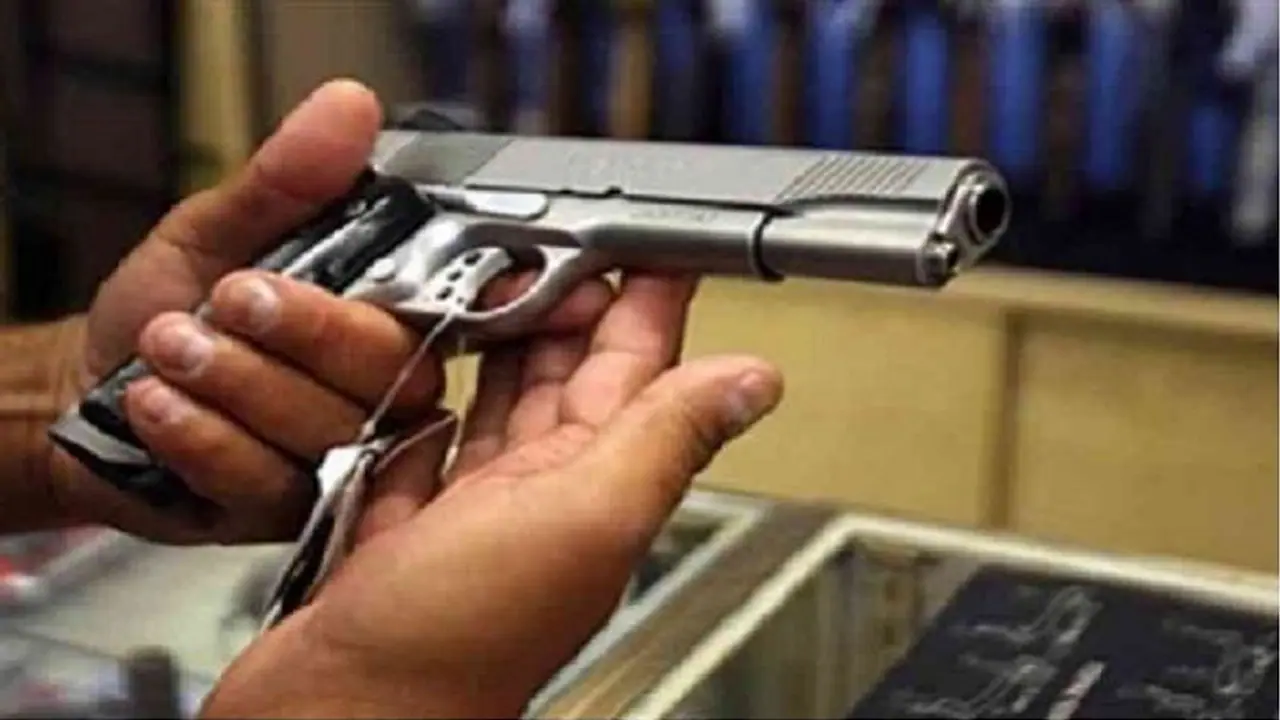 फर्जी हथियार लाइसेंस घोटाले में जम्मू कश्मीर के दो आईएएस पहुंचे जेल