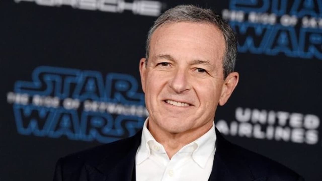 റോബര്‍ട്ട് ഐഗര്‍ വാള്‍ട്ട് ഡിസ്നിയുടെ സിഇഒ സ്ഥാനം ഒഴിയുന്നു