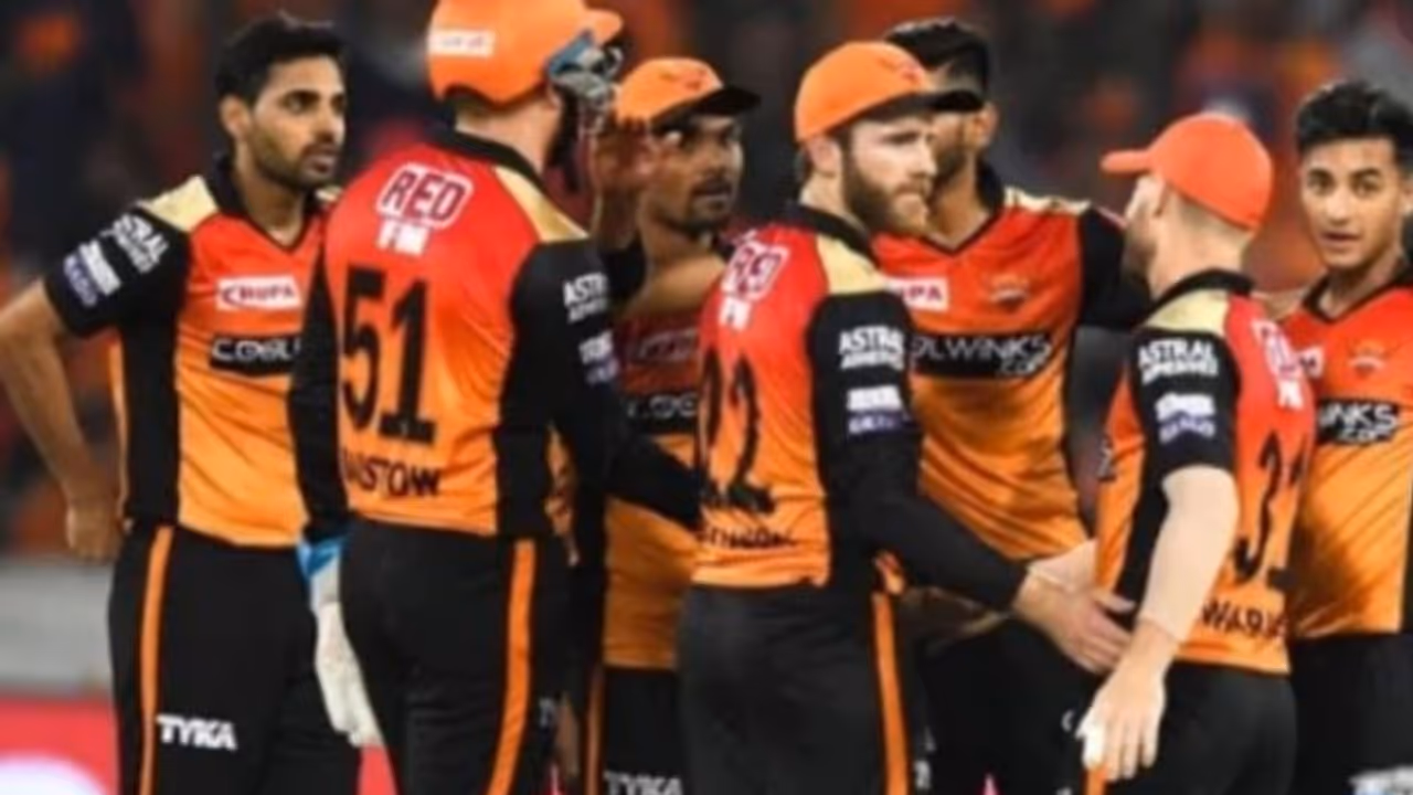 ஐபிஎல் 2020: அதிரடியாக கேப்டனை மாற்றிய சன்ரைசர்ஸ்.. கேப்டன் பொறுப்பிலிருந்து தூக்கி எறியப்பட்ட வில்லியம்சன் ஐபிஎல் 2020: அதிரடியாக கேப்டனை மாற்றிய சன்ரைசர்ஸ்.. கேப்டன் பொறுப்பிலிருந்து தூக்கி எறியப்பட்ட வில்லியம்சன்