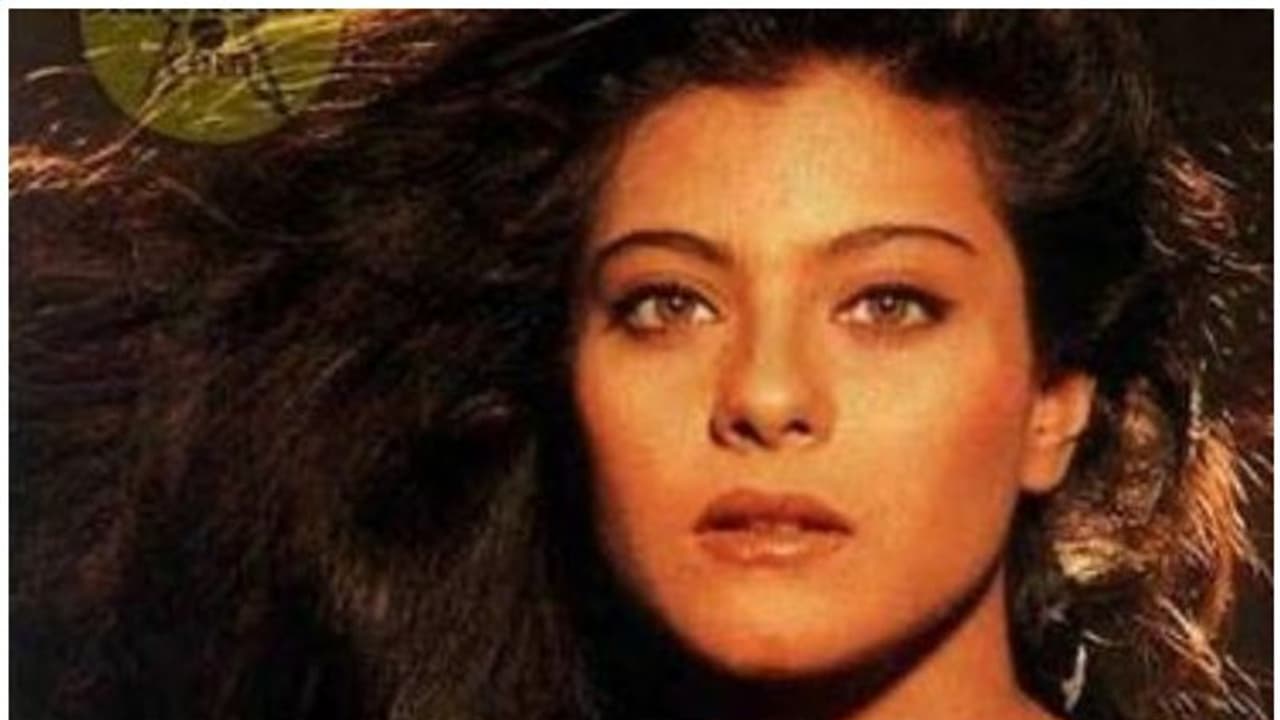 ക്ലാസ്സിക്കുകള്ക്ക് ഒരിക്കലും പ്രായമാകില്ല, തൊണ്ണൂറുകളിലെ ഫോട്ടോയുമായി കാജോള് ക്ലാസ്സിക്കുകള്ക്ക് ഒരിക്കലും പ്രായമാകില്ല, തൊണ്ണൂറുകളിലെ ഫോട്ടോയുമായി കാജോള്