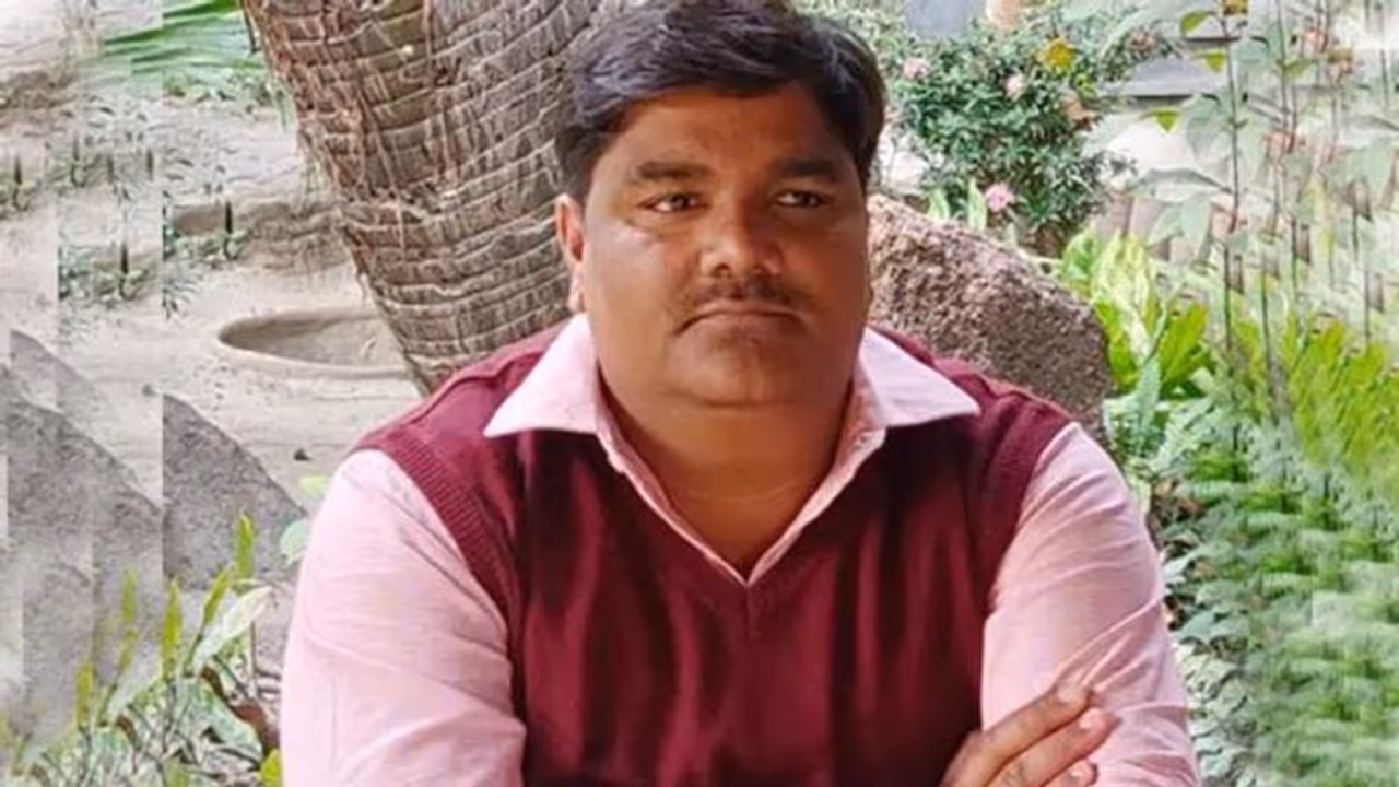 താഹിർ ഹുസൈനിനെ ആം ആദ്മി പാർട്ടി സസ്പെൻഡ് ചെയ്തു; നടപടി പൊലീസ് റെയ്ഡിന് പിന്നാലെ താഹിർ ഹുസൈനിനെ ആം ആദ്മി പാർട്ടി സസ്പെൻഡ് ചെയ്തു; നടപടി പൊലീസ് റെയ്ഡിന് പിന്നാലെ