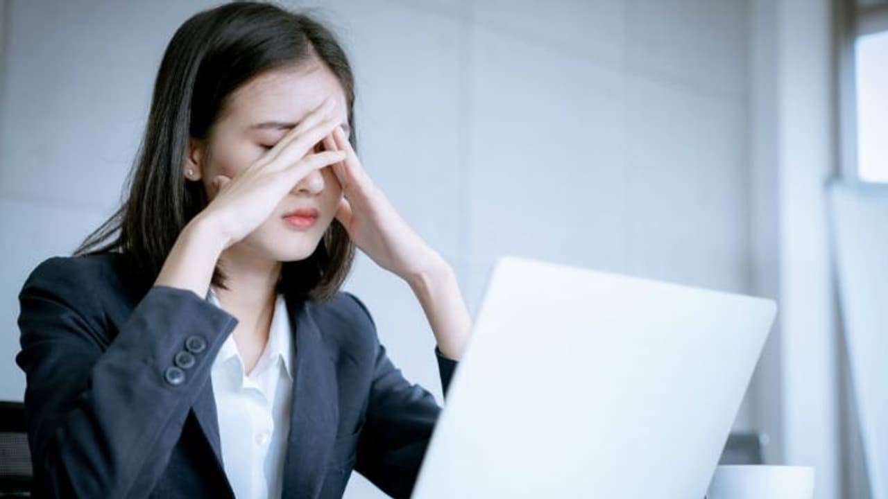 ഇഷ്ടമല്ലാത്ത ജോലിയാണോ ചെയ്യുന്നത്? എങ്കില് നിങ്ങള് നിര്ബന്ധമായും അറിയേണ്ടത്... ഇഷ്ടമല്ലാത്ത ജോലിയാണോ ചെയ്യുന്നത്? എങ്കില് നിങ്ങള് നിര്ബന്ധമായും അറിയേണ്ടത്...