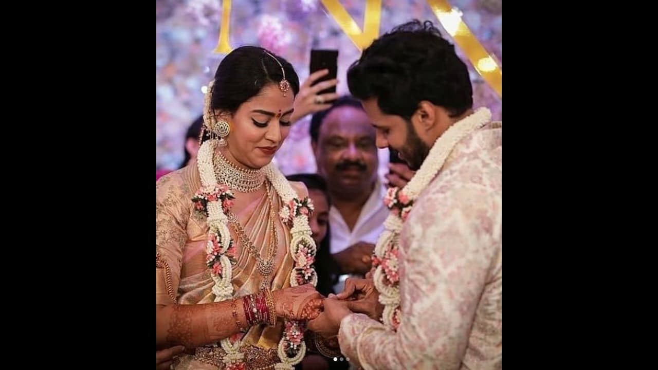 ನಿಖಿಲ್ ಕುಮಾರಸ್ವಾಮಿ ಮದುವೆಗೆ ಎಚ್ ವಿಶ್ವನಾಥ್ ಆಕ್ಷೇಪ ನಿಖಿಲ್ ಕುಮಾರಸ್ವಾಮಿ ಮದುವೆಗೆ ಎಚ್ ವಿಶ್ವನಾಥ್ ಆಕ್ಷೇಪ