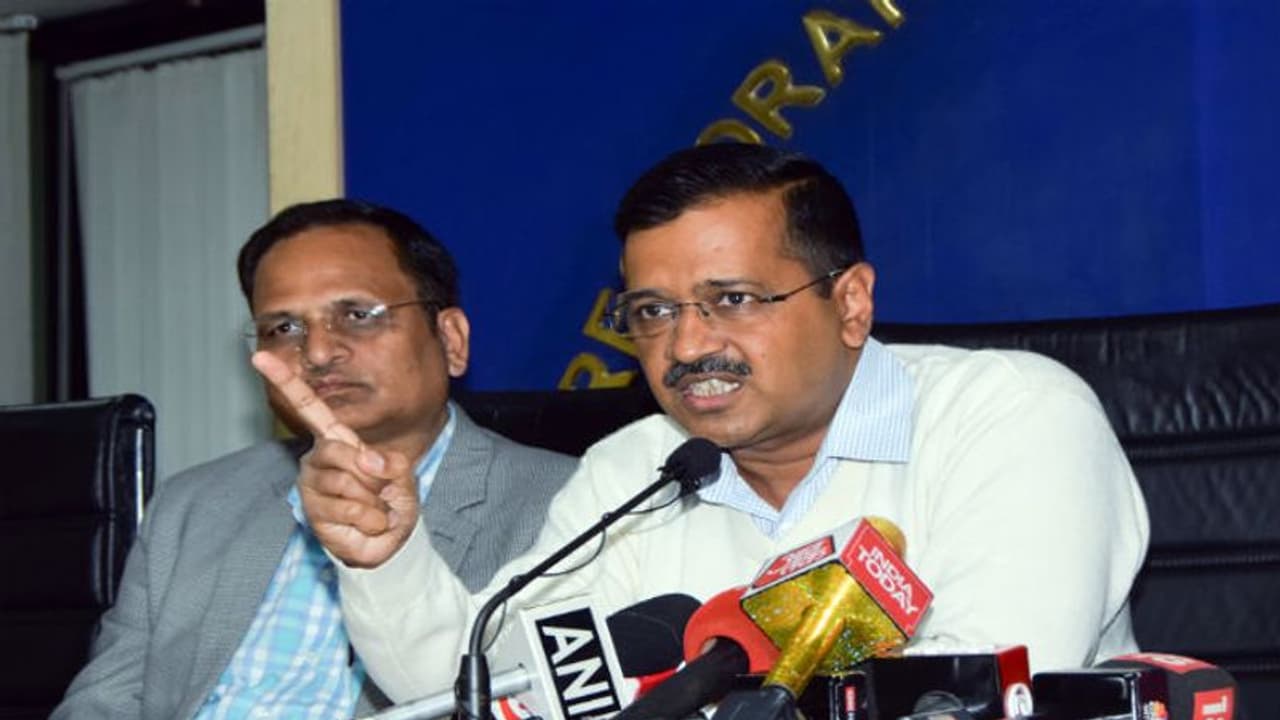 অশান্ত দিল্লিতে মৃতের সংখ্যা বেড়ে ৪২, কাল থেকেই মিলবে ক্ষতিপূরণ, ঘোষণা কেজরির অশান্ত দিল্লিতে মৃতের সংখ্যা বেড়ে ৪২, কাল থেকেই মিলবে ক্ষতিপূরণ, ঘোষণা কেজরির