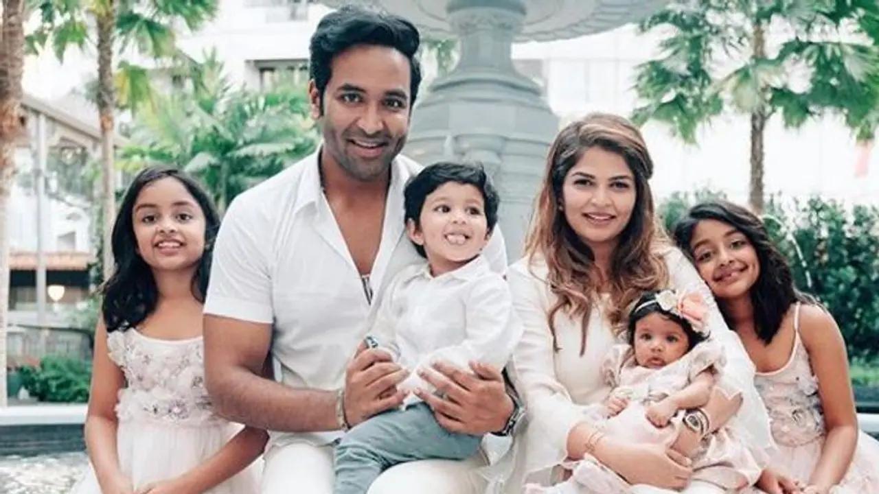 Manchu Vishnu: నాన్న కంటే కూడా మా ఆవిడ అంటేనే భయం..! Manchu Vishnu: నాన్న కంటే కూడా మా ఆవిడ అంటేనే భయం..!