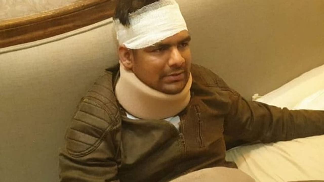 DCP सर बेहोश पड़े थे, रतनलाल भी साथ में थे...IPS ने बताया, सैकड़ों की भीड़ से कैसे बचाई जान DCP सर बेहोश पड़े थे, रतनलाल भी साथ में थे...IPS ने बताया, सैकड़ों की भीड़ से कैसे बचाई जान