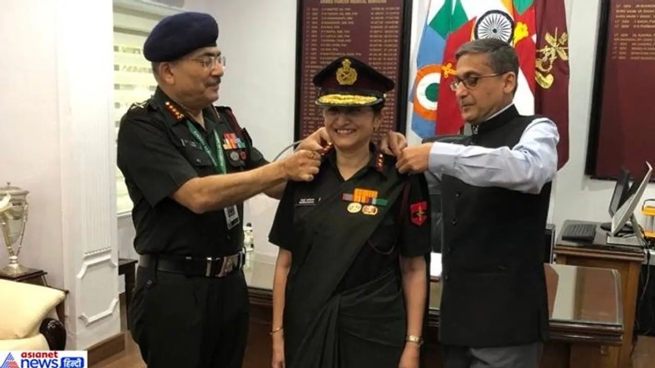 ಪತಿ ಬಳಿಕ ಪತ್ನಿಗೆ 3 ಸ್ಟಾರ್: ಸೇನೆಯಲ್ಲಿ ಹೊಸ ಇತಿಹಾಸ ಪತಿ ಬಳಿಕ ಪತ್ನಿಗೆ 3 ಸ್ಟಾರ್: ಸೇನೆಯಲ್ಲಿ ಹೊಸ ಇತಿಹಾಸ