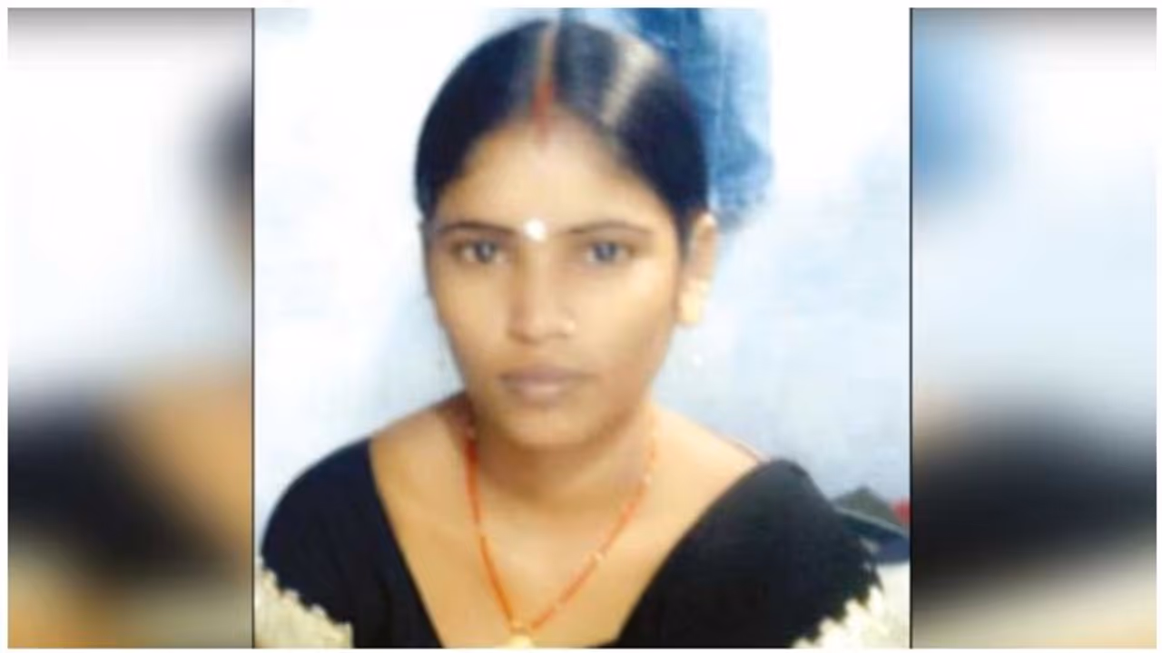 கணவன் சென்றவுடன் 14 வயது கள்ளக்காதலனுடன் உல்லாசம்... காம உச்சத்தில் 30 வயது பெண்ணை கதறவிட்ட சிறுவன்..! கணவன் சென்றவுடன் 14 வயது கள்ளக்காதலனுடன் உல்லாசம்... காம உச்சத்தில் 30 வயது பெண்ணை கதறவிட்ட சிறுவன்..!