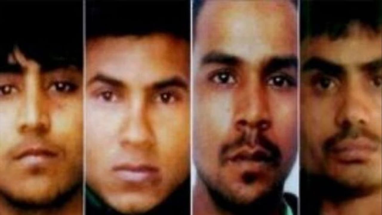 সুপ্রিমকোর্ট খারিজ করল পবনের আবেদন, রাত পোহালেই নির্ভয়ার ধর্ষকদের ফাঁসি নিয়ে এখনও ধন্দ সুপ্রিমকোর্ট খারিজ করল পবনের আবেদন, রাত পোহালেই নির্ভয়ার ধর্ষকদের ফাঁসি নিয়ে এখনও ধন্দ