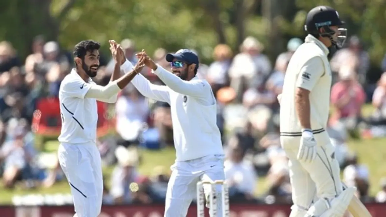 'ബുമ്ര ഈസ് ബാക്ക്'; മിന്നലായി ഷമിയും; രണ്ടാം ടെസ്റ്റില് ഇന്ത്യക്ക് ലീഡ് 'ബുമ്ര ഈസ് ബാക്ക്'; മിന്നലായി ഷമിയും; രണ്ടാം ടെസ്റ്റില് ഇന്ത്യക്ക് ലീഡ്