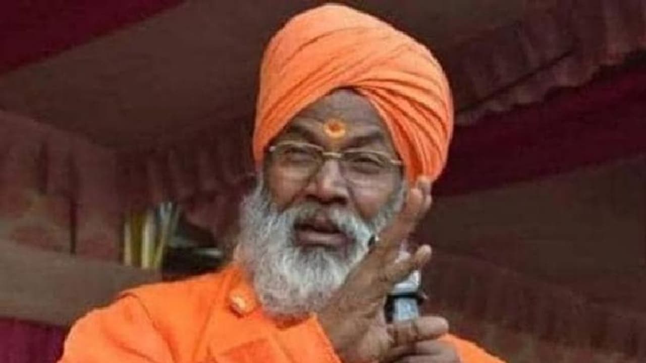 കൊറോണ പടരുന്നത് മാംസാഹാരം കഴിക്കുന്നതിനാലെന്ന് ബിജെപി എംപി കൊറോണ പടരുന്നത് മാംസാഹാരം കഴിക്കുന്നതിനാലെന്ന് ബിജെപി എംപി