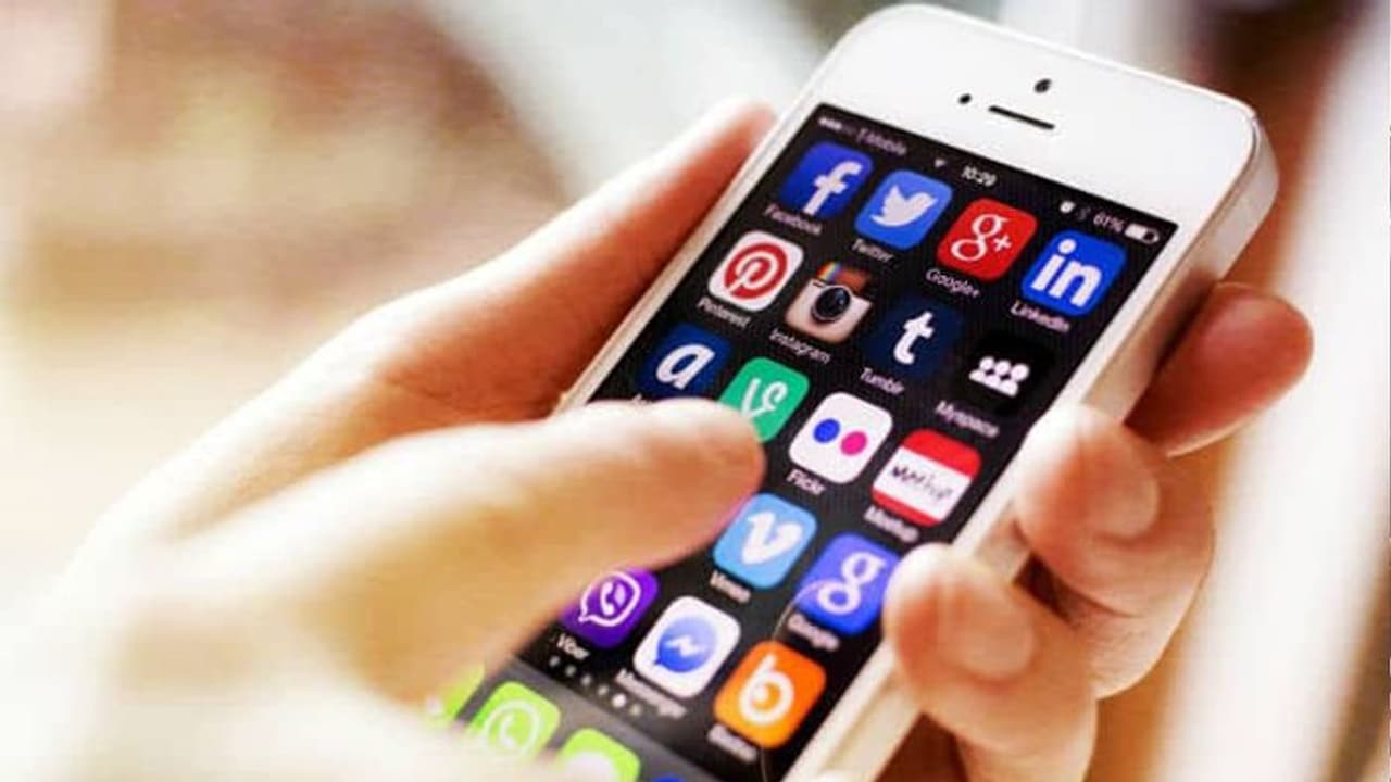 Kerala has 2.61 lakh students without TV or internet access: Government survey