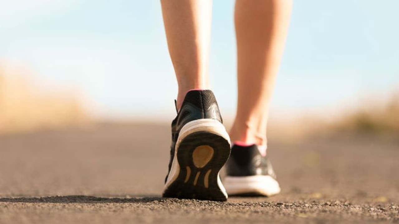 ദിവസവും നടക്കുന്നത് കൊണ്ട് വണ്ണം കുറയുമോ? പഠനം പറയുന്നത്...