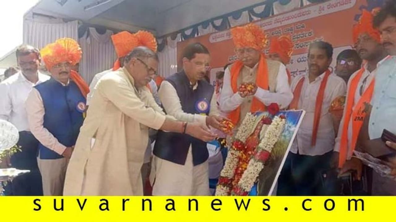 ‘ಕಮ್ಯುನಿಸ್ಟರ ಹಾವಳಿ ನಡುವೆಯೂ ಕೇರಳದಲ್ಲಿ ಬಿಜೆಪಿ ಬಲಿಷ್ಠ’ ‘ಕಮ್ಯುನಿಸ್ಟರ ಹಾವಳಿ ನಡುವೆಯೂ ಕೇರಳದಲ್ಲಿ ಬಿಜೆಪಿ ಬಲಿಷ್ಠ’