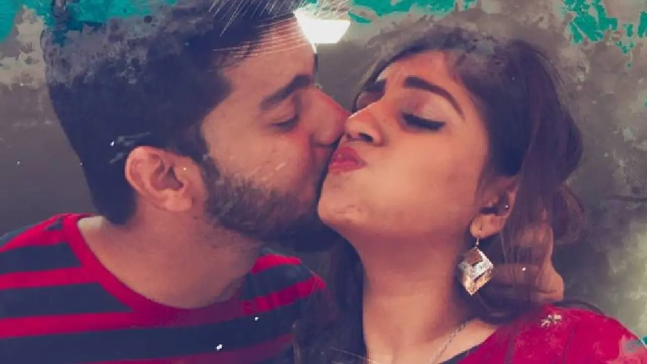 மகத்திற்கு முத்த மழை பொழியும் யாஷிகா ஆனந்த்... பிராச்சி இந்த வீடியோவை பார்த்தால் என்ன ஆகும்...! மகத்திற்கு முத்த மழை பொழியும் யாஷிகா ஆனந்த்... பிராச்சி இந்த வீடியோவை பார்த்தால் என்ன ஆகும்...!