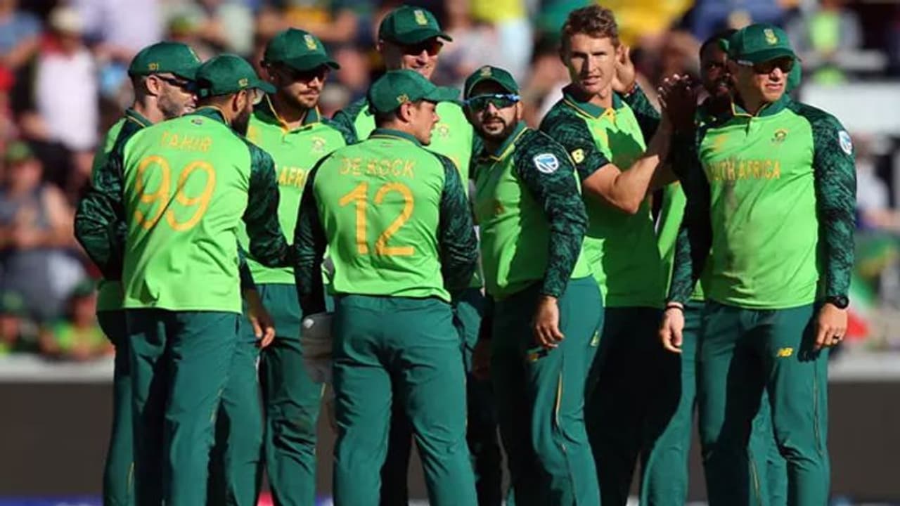 രണ്ടാം ഏകദിനം ഇന്ന്; പരമ്പര നേടാന് ദക്ഷിണാഫ്രിക്ക, ഒപ്പമെത്താന് ഓസീസ് രണ്ടാം ഏകദിനം ഇന്ന്; പരമ്പര നേടാന് ദക്ഷിണാഫ്രിക്ക, ഒപ്പമെത്താന് ഓസീസ്