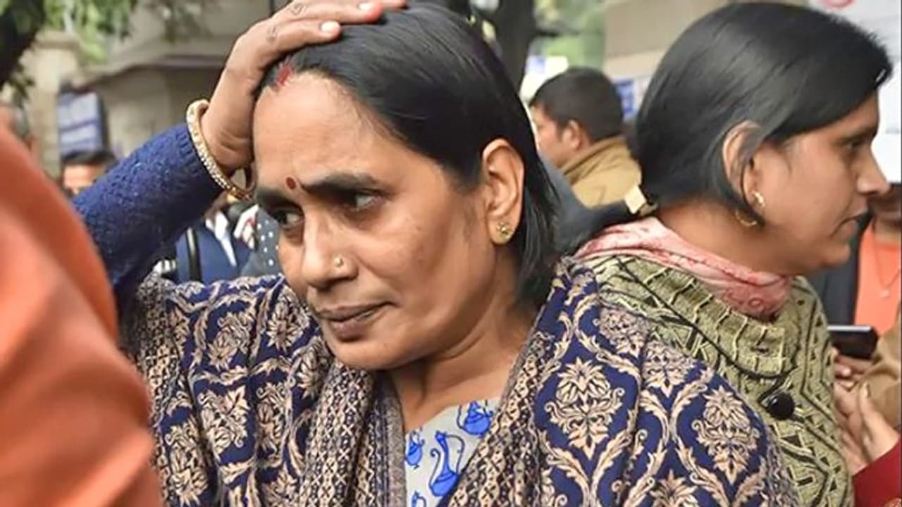 Nirbhaya convicts get to live longer as Patiala House Court defers hanging yet again Nirbhaya convicts get to live longer as Patiala House Court defers hanging yet again