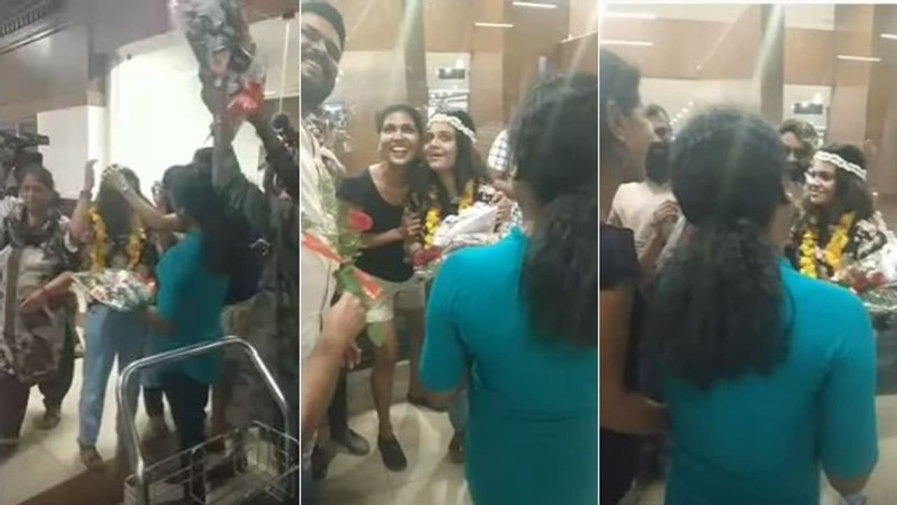 ബിഗ് ബോസില്‍ നിന്ന് തിരിച്ചെത്തിയ ജസ്‍ലയ്ക്ക് ഡേറ്റിങ് ഗ്രൂപ്പംഗങ്ങളുടെ ഗംഭീര വരവേല്‍പ്പ്