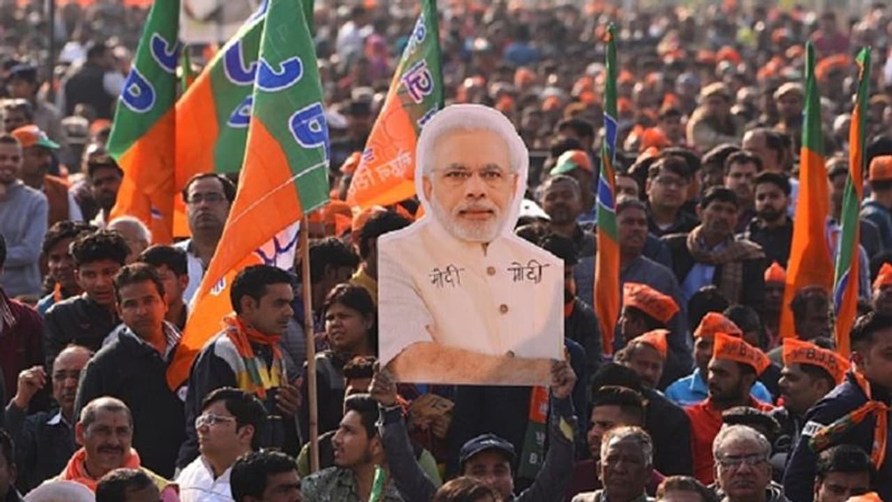 പ്രധാനമന്ത്രി നരേന്ദ്ര മോദിയുടെ സോഷ്യൽ മീഡിയാ വിരക്തിക്കു പിന്നിലുള്ള കാരണങ്ങൾ എന്താവാം? പ്രധാനമന്ത്രി നരേന്ദ്ര മോദിയുടെ സോഷ്യൽ മീഡിയാ വിരക്തിക്കു പിന്നിലുള്ള കാരണങ്ങൾ എന്താവാം?