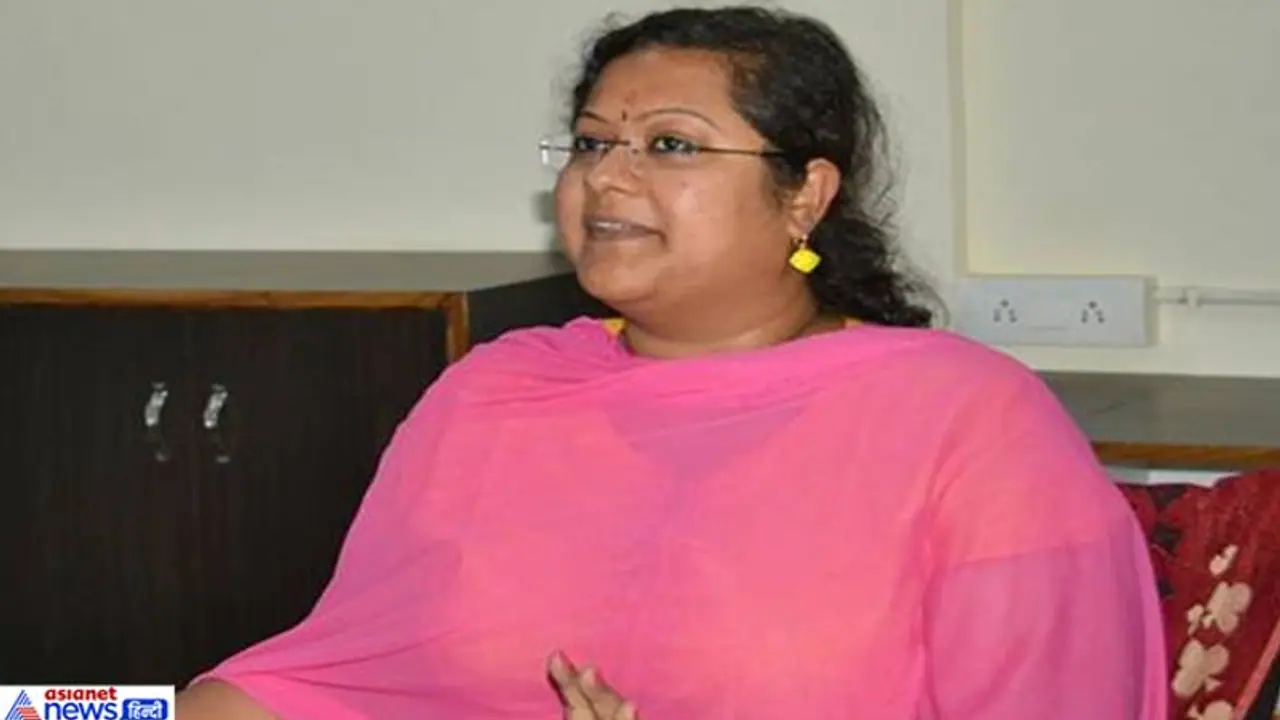 ఛత్తీస్గఢ్ సీఎం డిప్యూటీ సెక్రటరీని అరెస్టు చేసిన ఈడీ .. అసలేం జరిగింది..? ఛత్తీస్గఢ్ సీఎం డిప్యూటీ సెక్రటరీని అరెస్టు చేసిన ఈడీ .. అసలేం జరిగింది..?