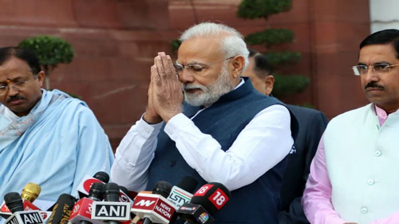 Coronavirus outbreak: PM Modi not to celebrate Holi, to avoid mass gatherings Coronavirus outbreak: PM Modi not to celebrate Holi, to avoid mass gatherings