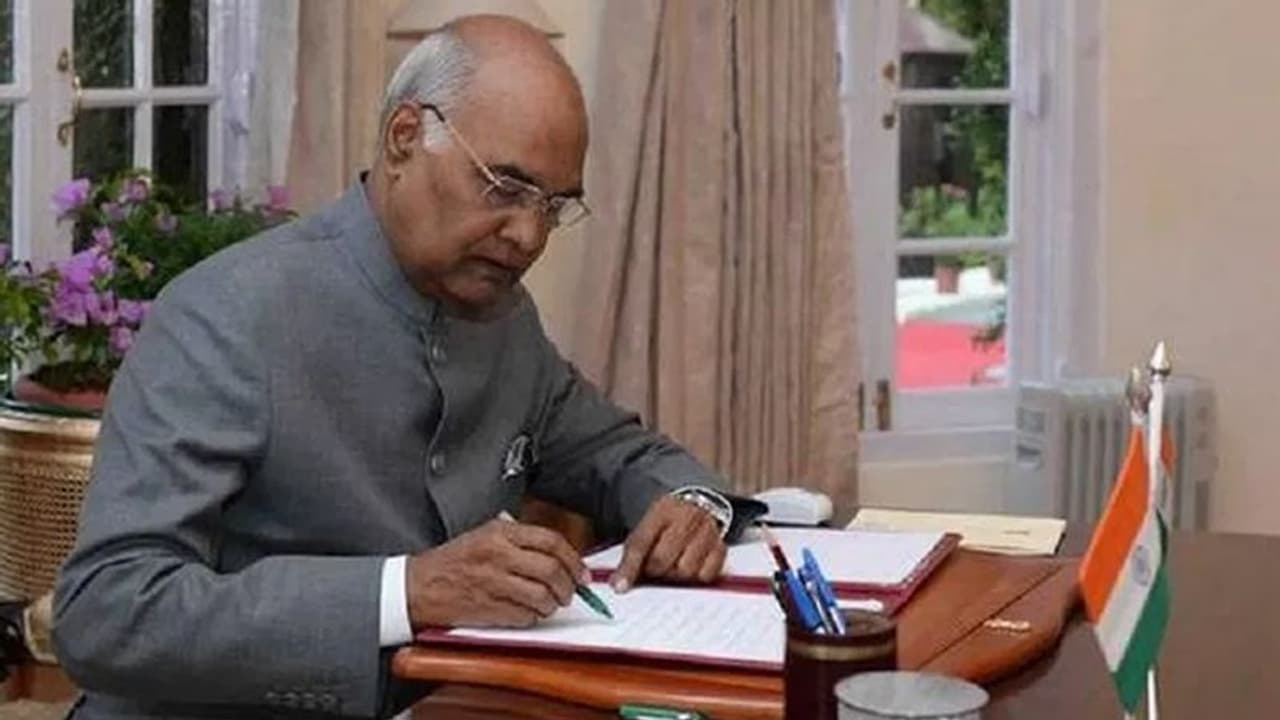 எனது கிராமத்தை காப்பாற்றுங்கள்... ஜனாதிபதியை அதிர வைத்த சிறுவன்..!