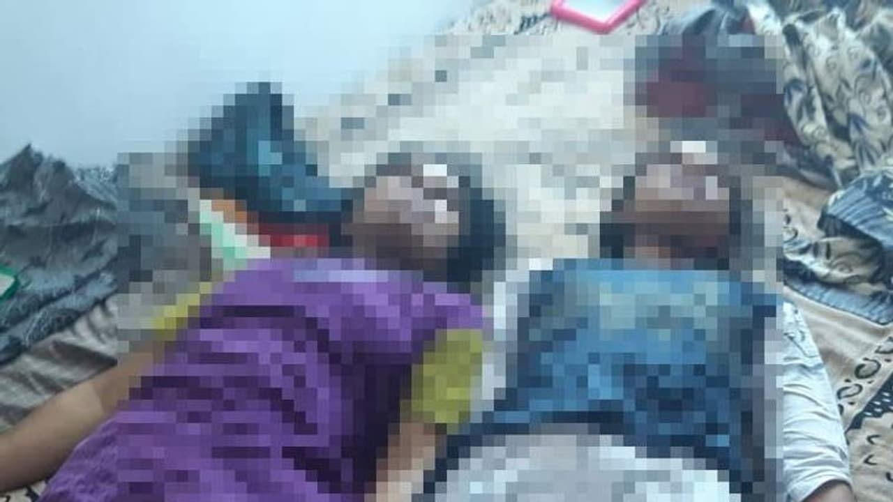 தொடர் தொல்லை கொடுத்த கணவன்..! மனதை கல்லாக்கி மகளுடன் தூக்கில் தொங்கிய பெண்..! தொடர் தொல்லை கொடுத்த கணவன்..! மனதை கல்லாக்கி மகளுடன் தூக்கில் தொங்கிய பெண்..!