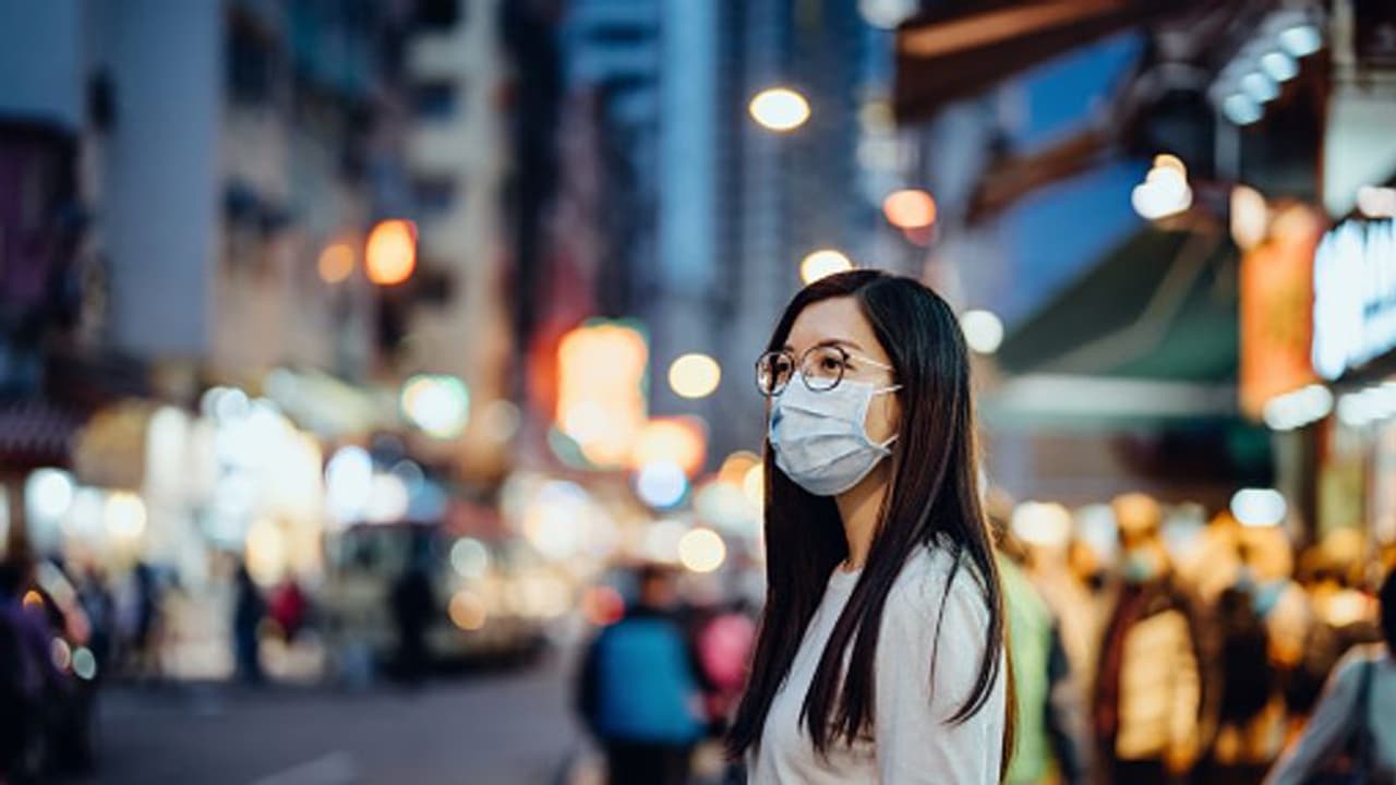 ಕೊರೋನಾ ಎಫೆಕ್ಟ್ : ಆಸ್ಪತ್ರೆಗಳು ಫುಲ್ ರಷ್ ಕೊರೋನಾ ಎಫೆಕ್ಟ್ : ಆಸ್ಪತ್ರೆಗಳು ಫುಲ್ ರಷ್