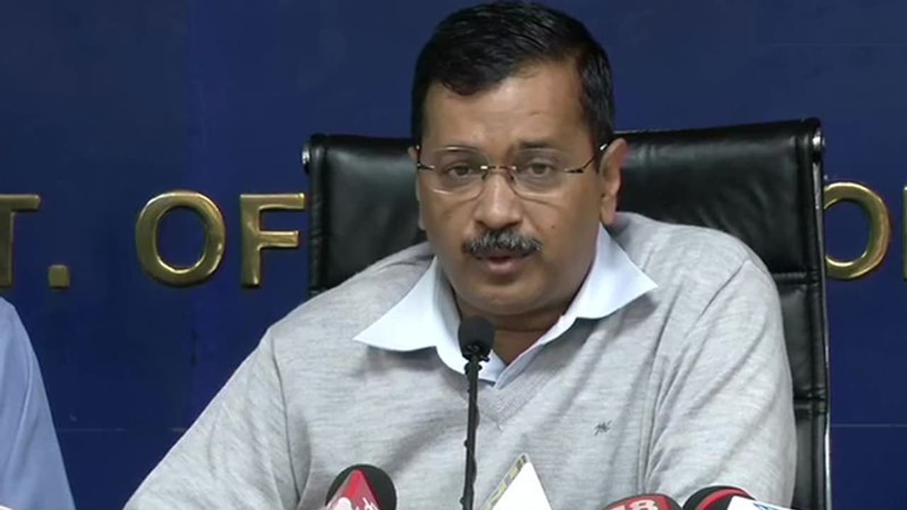 24 घंटे के भीतर कोरोना के चपेटे में 28 लोग; डेढ़ लाख लोगों की हुई स्कैनिंग, केजरीवाल बोले घबराए नहीं 24 घंटे के भीतर कोरोना के चपेटे में 28 लोग; डेढ़ लाख लोगों की हुई स्कैनिंग, केजरीवाल बोले घबराए नहीं