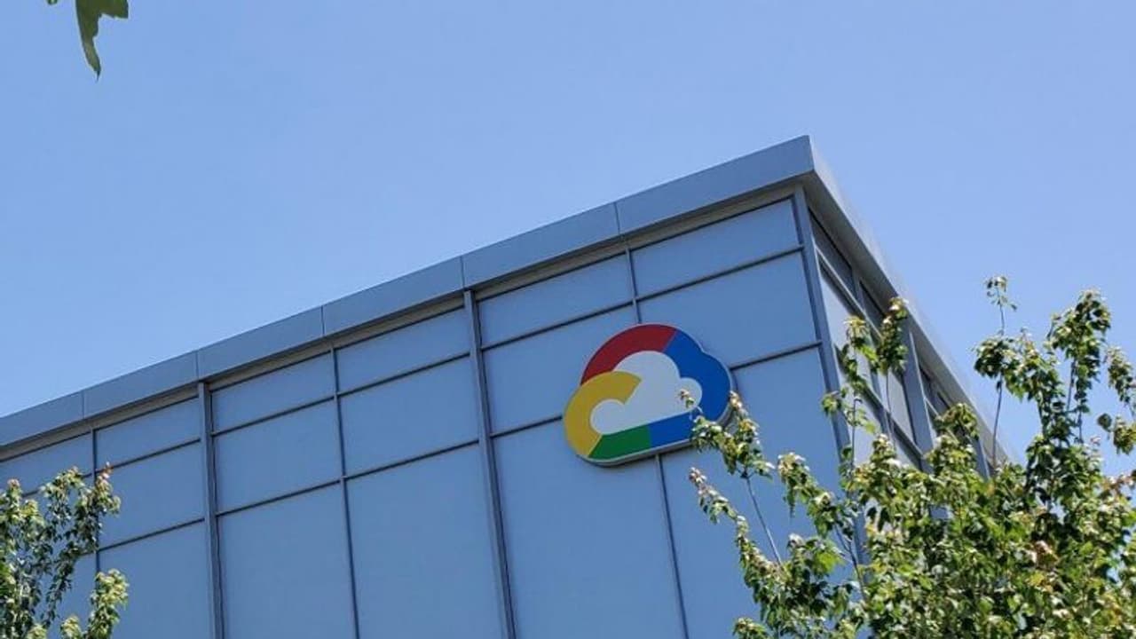 കൊവിഡ് 19 പിടിമുറുക്കുന്നു: ഗൂഗിളും മൈക്രോസോഫ്റ്റും വാര്ഷിക മെഗാ ഇവന്റുകള് റദ്ദാക്കി കൊവിഡ് 19 പിടിമുറുക്കുന്നു: ഗൂഗിളും മൈക്രോസോഫ്റ്റും വാര്ഷിക മെഗാ ഇവന്റുകള് റദ്ദാക്കി