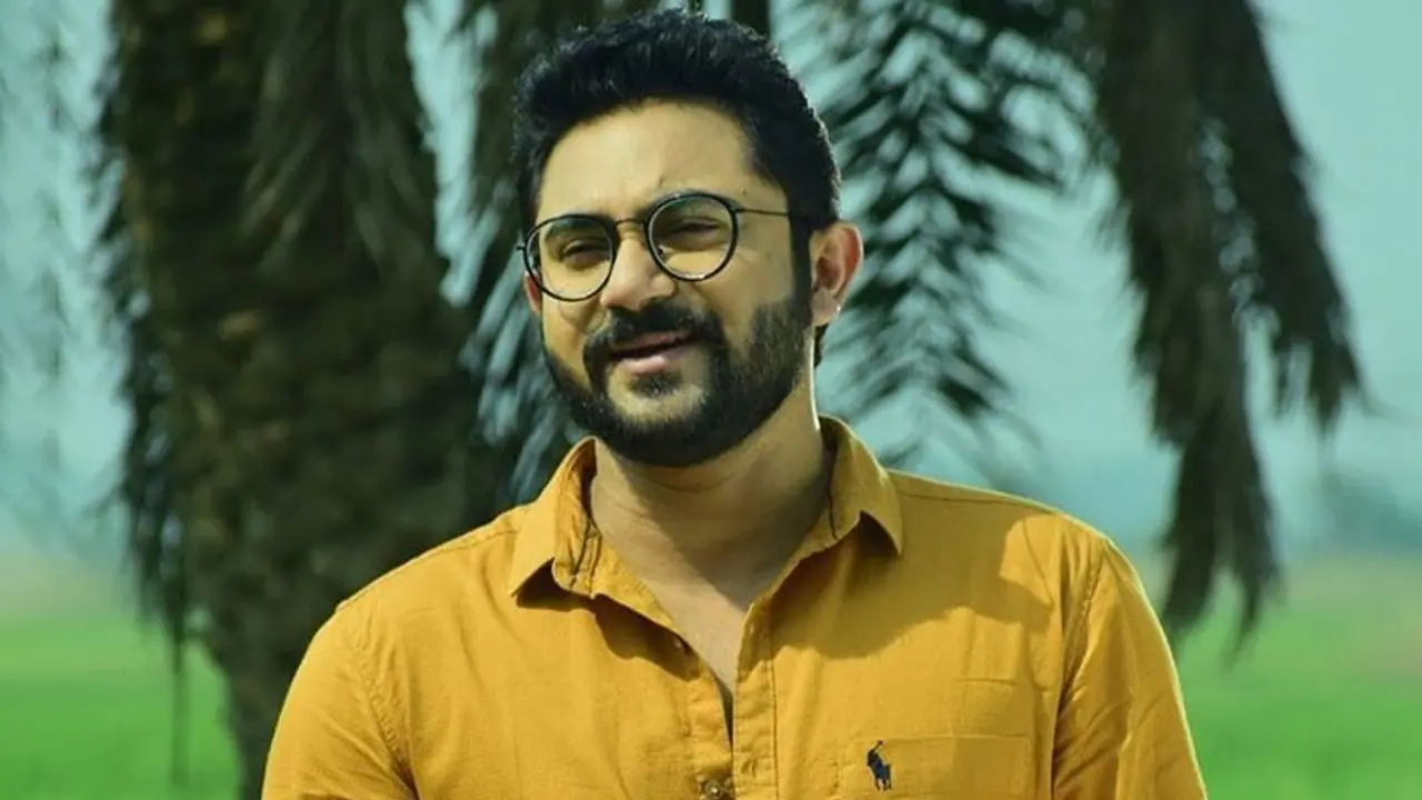 COVID 19 In Tollywood: ফের করোনার থাবা টলিপাড়ায়, সপরিবারে আক্রান্ত সোহম চক্রবর্তী COVID 19 In Tollywood: ফের করোনার থাবা টলিপাড়ায়, সপরিবারে আক্রান্ত সোহম চক্রবর্তী