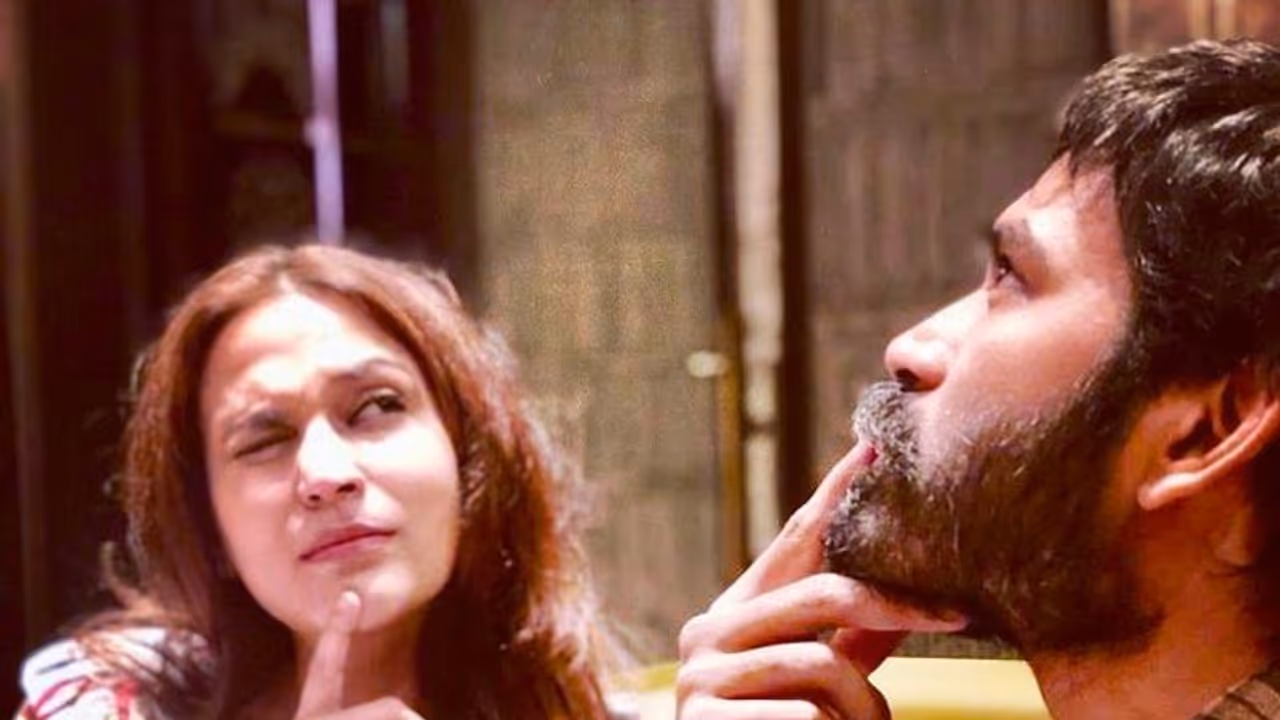 முன்னணி நடிகைகளுக்கே ஷாக் கொடுத்த தனுஷ் பொண்டாட்டி...விதவிதமான தினுசில் புகைப்படங்களை வெளியிட்ட ஐஸ்வர்யா தனுஷ் முன்னணி நடிகைகளுக்கே ஷாக் கொடுத்த தனுஷ் பொண்டாட்டி...விதவிதமான தினுசில் புகைப்படங்களை வெளியிட்ட ஐஸ்வர்யா தனுஷ்