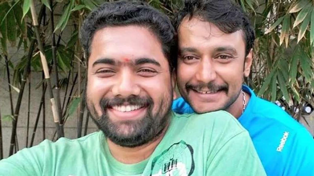 Roberrt: Another lyrical video of Darshan rocks the internet, garners 460K views in 2 hours