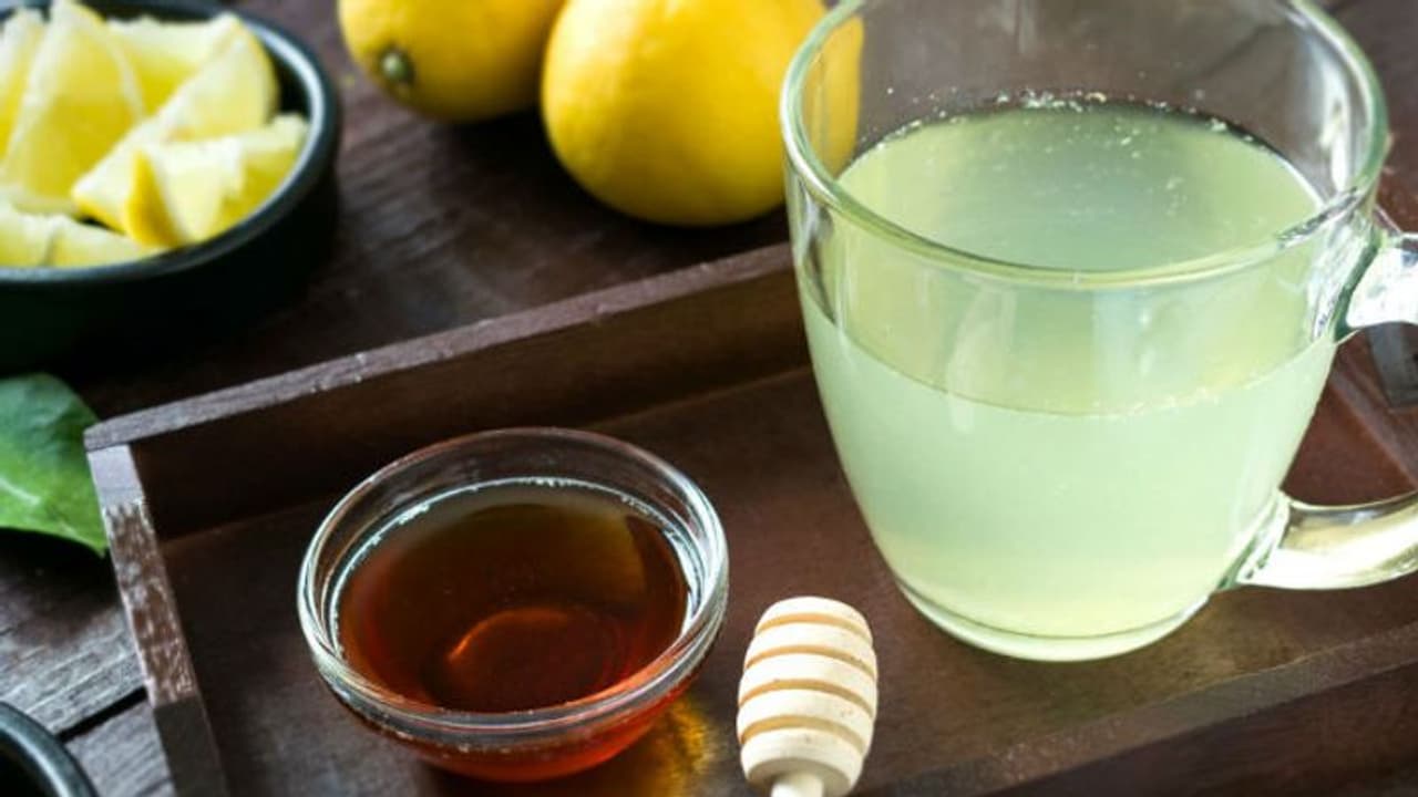 ജലദോഷത്തിന് ഇനി വീട്ടില് തയ്യാറാക്കാം കിടിലൻ കഫ് സിറപ്പ്... ജലദോഷത്തിന് ഇനി വീട്ടില് തയ്യാറാക്കാം കിടിലൻ കഫ് സിറപ്പ്...