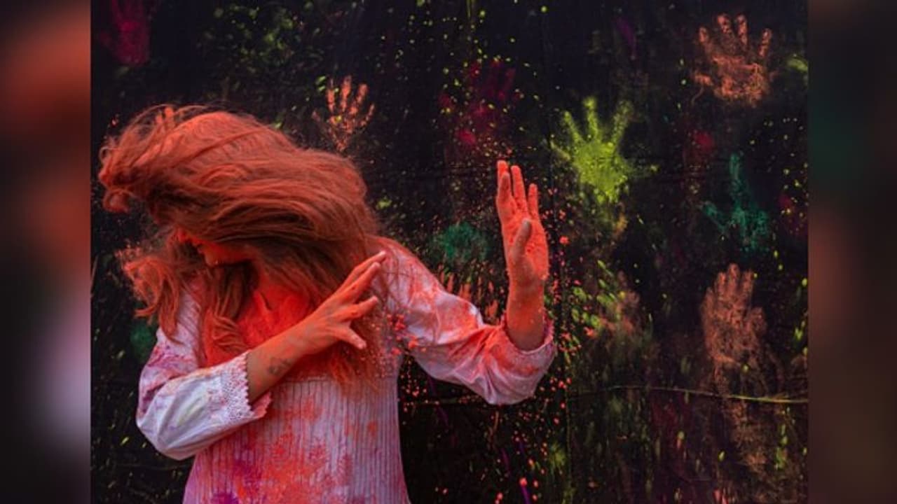 জোর করে রং দিলে ঢুকতে হবে শ্রীঘরে, আগাম বার্তা লালবাজারের জোর করে রং দিলে ঢুকতে হবে শ্রীঘরে, আগাম বার্তা লালবাজারের