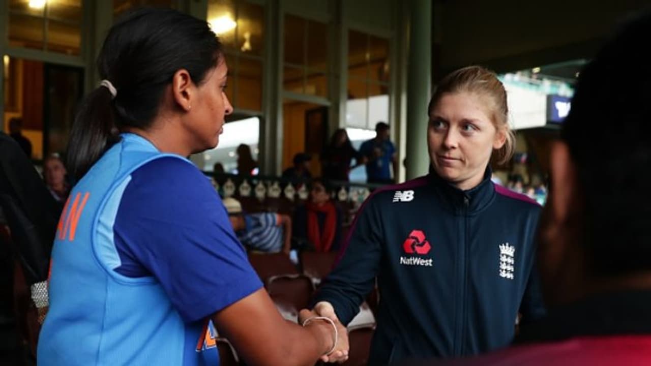 വനിതാ ടി20 ലോകകപ്പ്: നിര്‍ണായക നിര്‍ദേശവുമായി ഹര്‍മന്‍പ്രീത്; രണ്ട് താരങ്ങള്‍ക്ക് പ്രശംസ