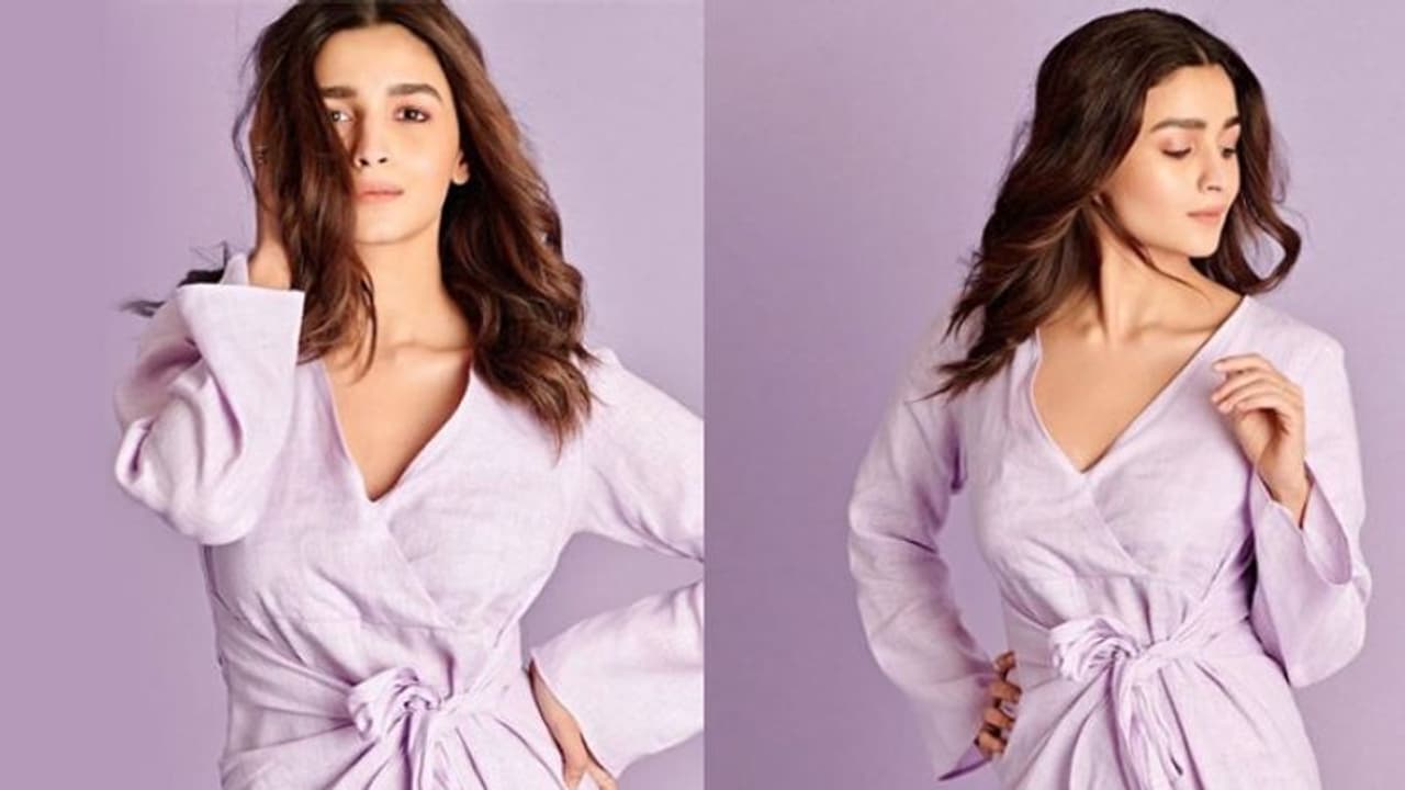 ക്യൂട്ട് ലുക്കില്‍ ആലിയ; ഡ്രസിന്‍റെ വില അയ്യായിരത്തില്‍ താഴെ !