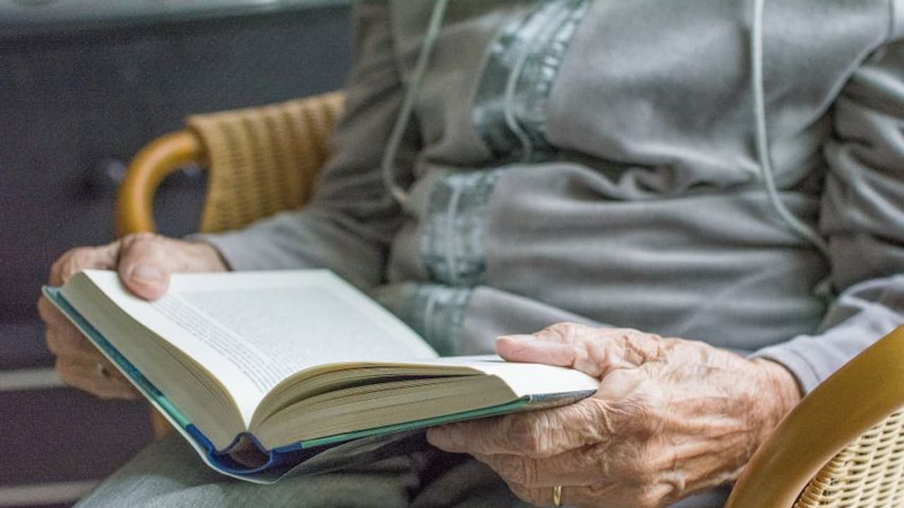 സെക്സ് ക്രോമസോമുകളാണോ സ്ത്രീകൾ പുരുഷന്മാരേക്കാൾ കൂടുതൽ കാലം ജീവിക്കാനുള്ള കാരണം ? സെക്സ് ക്രോമസോമുകളാണോ സ്ത്രീകൾ പുരുഷന്മാരേക്കാൾ കൂടുതൽ കാലം ജീവിക്കാനുള്ള കാരണം ?