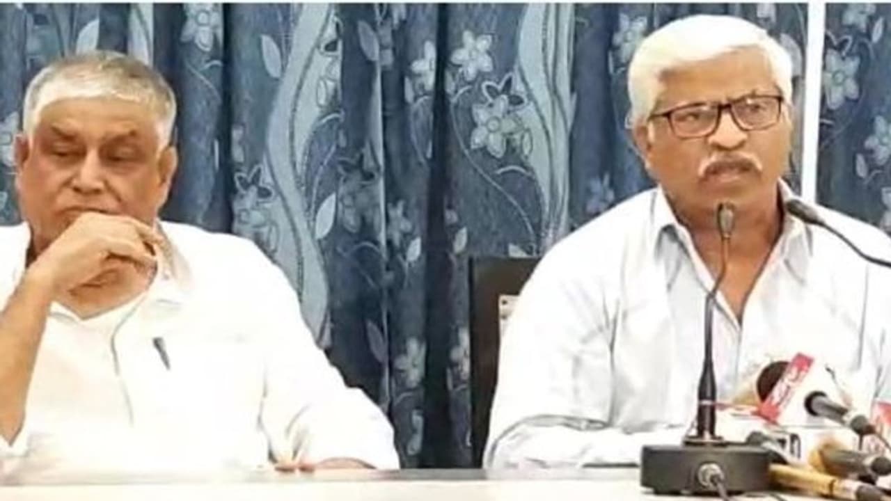 'রাজীব কুমারকে বাঁচানোর উপহার, শাহকে শহিদ মিনারে মিটিংয়ের ছাড়পত্র মমতার'