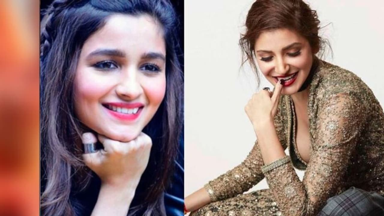 একই ফ্রেমে আলিয়া অনুষ্কা ক্যাটরিনা, নতুন গানে বলিউডের সাত নায়িকা একই ফ্রেমে আলিয়া অনুষ্কা ক্যাটরিনা, নতুন গানে বলিউডের সাত নায়িকা