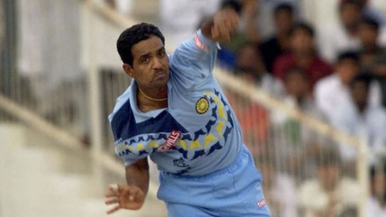 IPL 2023: பஞ்சாப் கிங்ஸ் அணியின் ஸ்பின் பவுலிங் பயிற்சியாளராக முன்னாள் ஆர்சிபி வீரர் நியமனம்..! IPL 2023: பஞ்சாப் கிங்ஸ் அணியின் ஸ்பின் பவுலிங் பயிற்சியாளராக முன்னாள் ஆர்சிபி வீரர் நியமனம்..!