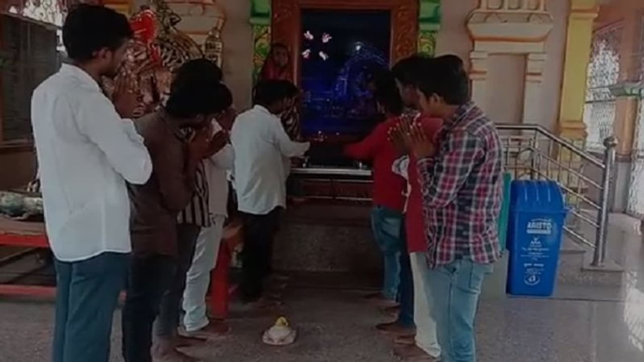 ಯಾದಗಿರಿ: ಕೊರೋನಾ ವೈರಸ್ ಭೀತಿ, ದೇವರ ಮೊರೆ ಹೋದ ಜನತೆ!