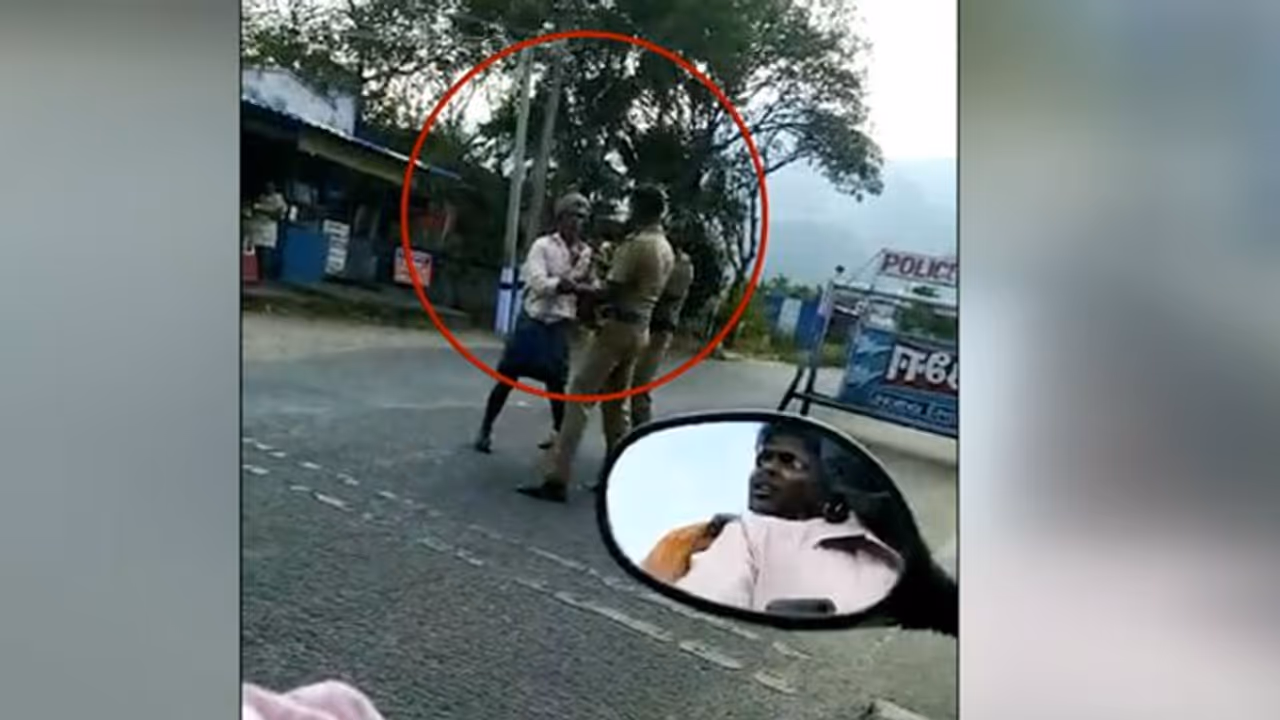 மேலும் ஒரு செய்தியாளர் மீது சரமாரி தாக்குதல் முயற்சி..! தென்காசியில் பரபரப்பு..! மேலும் ஒரு செய்தியாளர் மீது சரமாரி தாக்குதல் முயற்சி..! தென்காசியில் பரபரப்பு..!