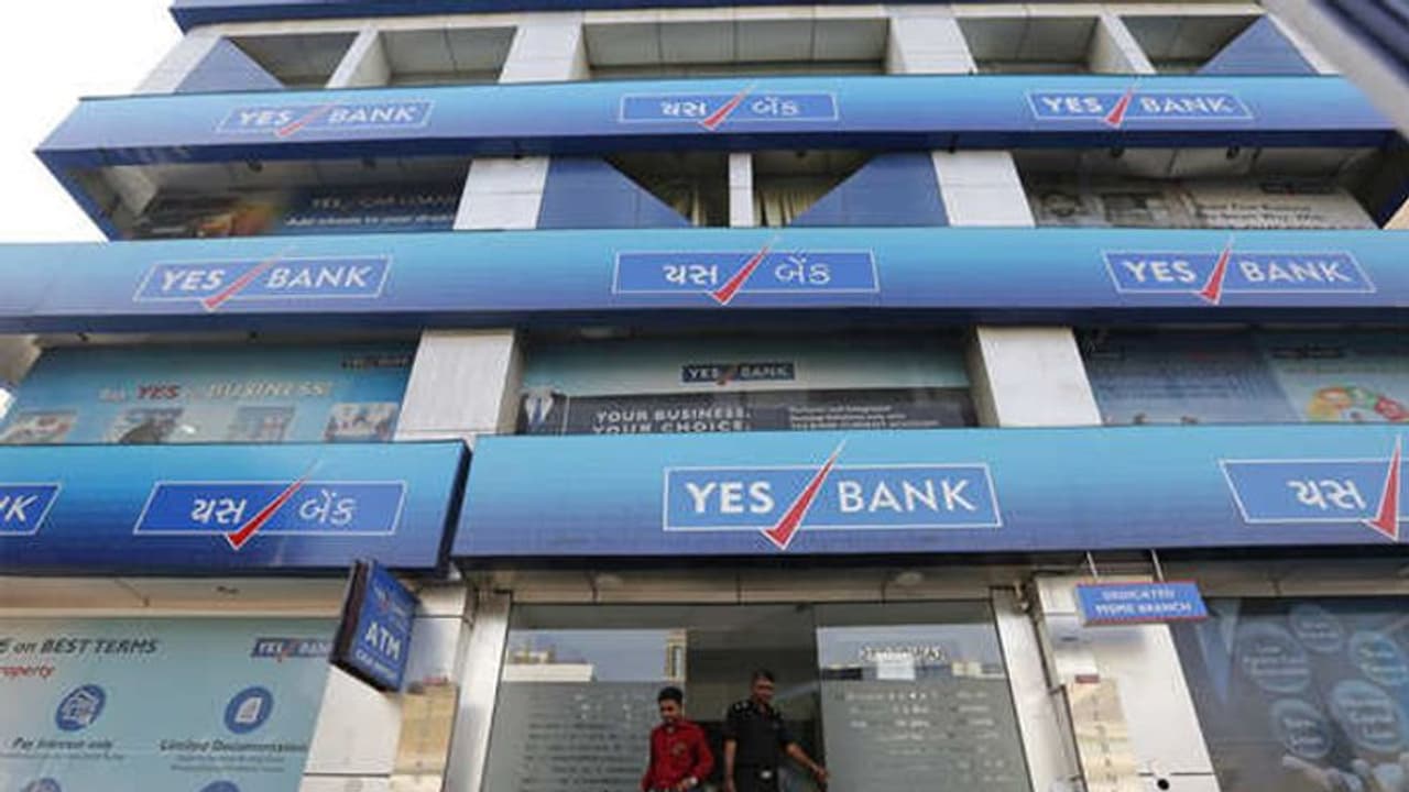 യെസ് ബാങ്കില്‍ പ്രതിസന്ധി രൂക്ഷം: പ്രശ്നം ഉടന്‍ പരിഹരിക്കുമെന്ന് എസ്ബിഐ ചെയര്‍മാന്‍