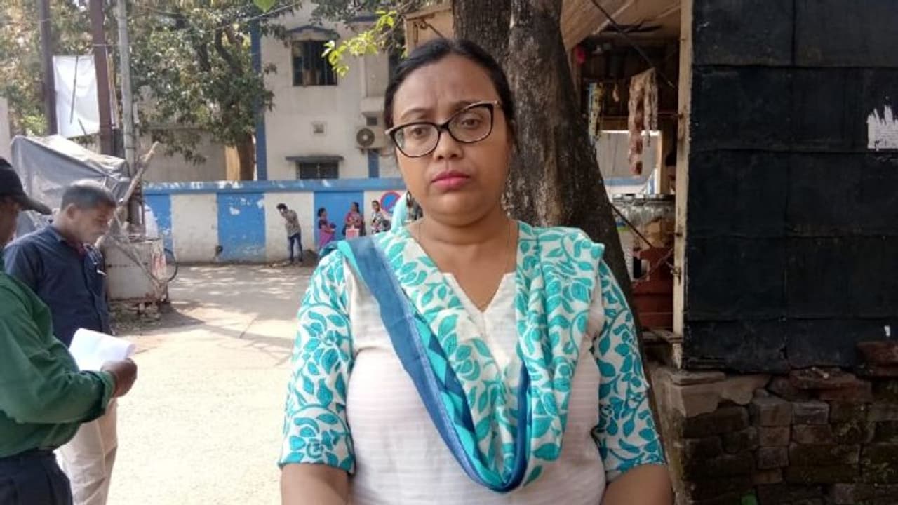 রাজ চক্রবর্তীর নামে 'প্রতারণা', গৃহবধূর কাছ থেকে টাকা চম্পট যুবকের রাজ চক্রবর্তীর নামে 'প্রতারণা', গৃহবধূর কাছ থেকে টাকা চম্পট যুবকের