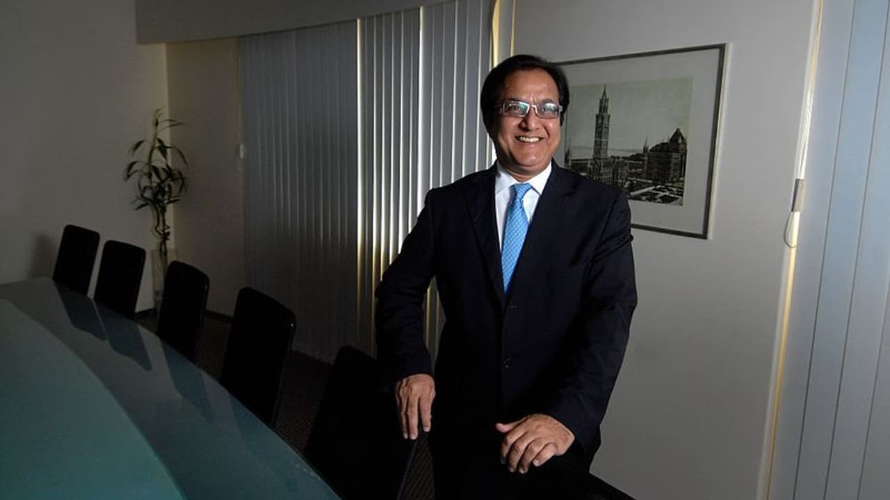 డజన్ల కొద్ది కంపెనీలు... వేల కోట్ల పెట్టుబడులు...ఇది రాణా కపూర్ స్టైల్... డజన్ల కొద్ది కంపెనీలు... వేల కోట్ల పెట్టుబడులు...ఇది రాణా కపూర్ స్టైల్...